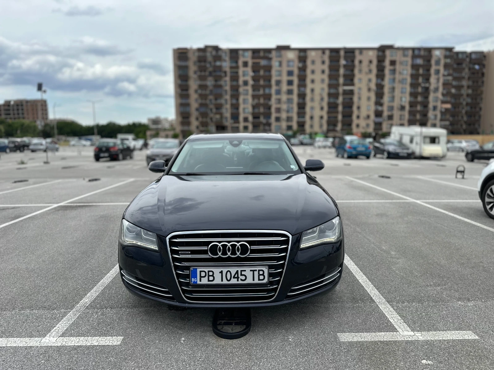 Audi A8 4.2 бензин 