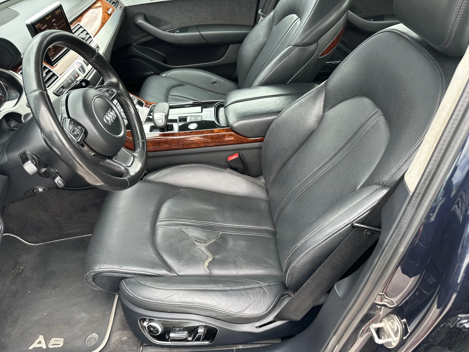 Audi A8 4.2 бензин , снимка 6 - Автомобили и джипове - 55419458