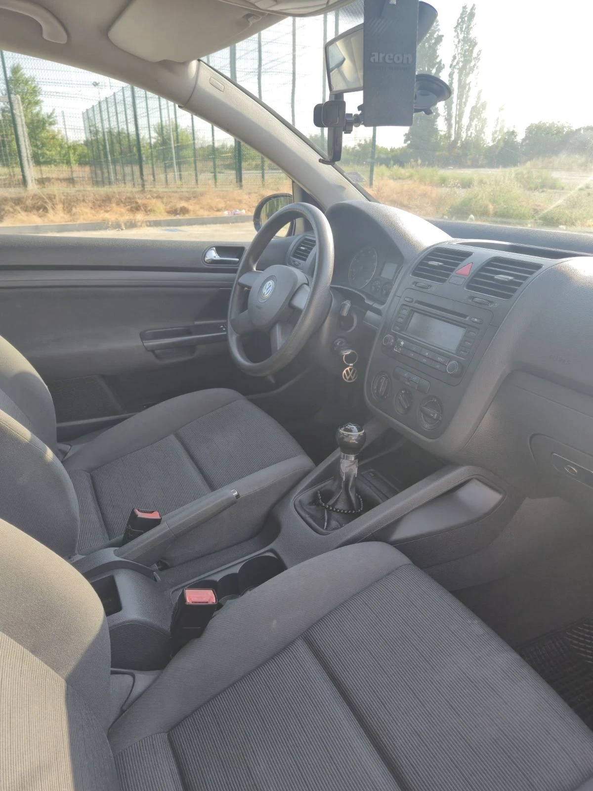 VW Golf V, снимка 11 - Автомобили и джипове - 55657732