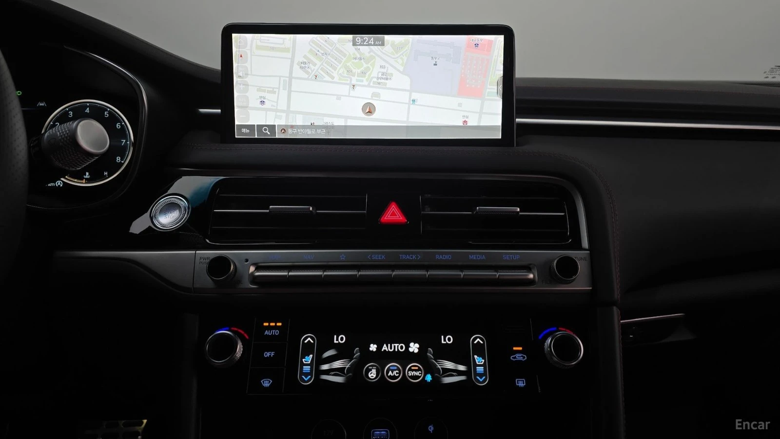 Genesis G70 2.5T* AWD* SPORT* ПОДГРЕВ* ОБДУХВАНЕ* 360* NAVI* L, снимка 15 - Автомобили и джипове - 55665561