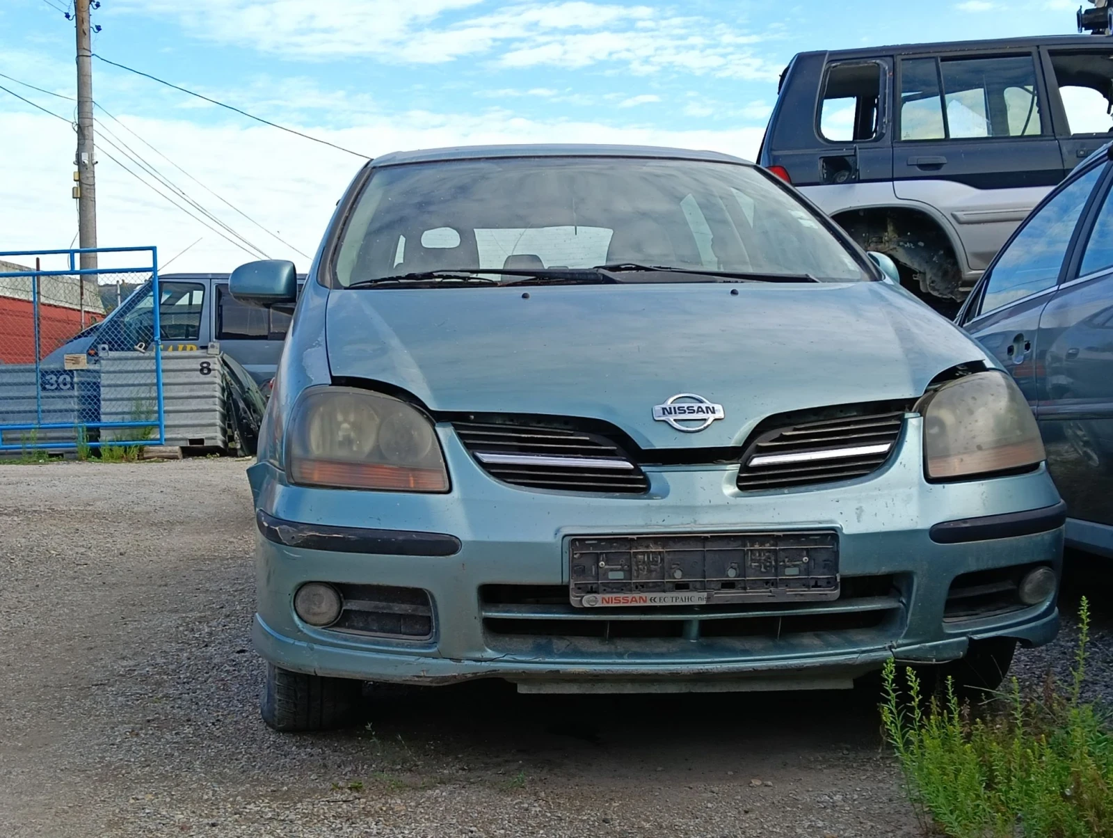 Nissan Almera tino 2.2Di / НА ЧАСТИ , снимка 2 - Автомобили и джипове - 55715096