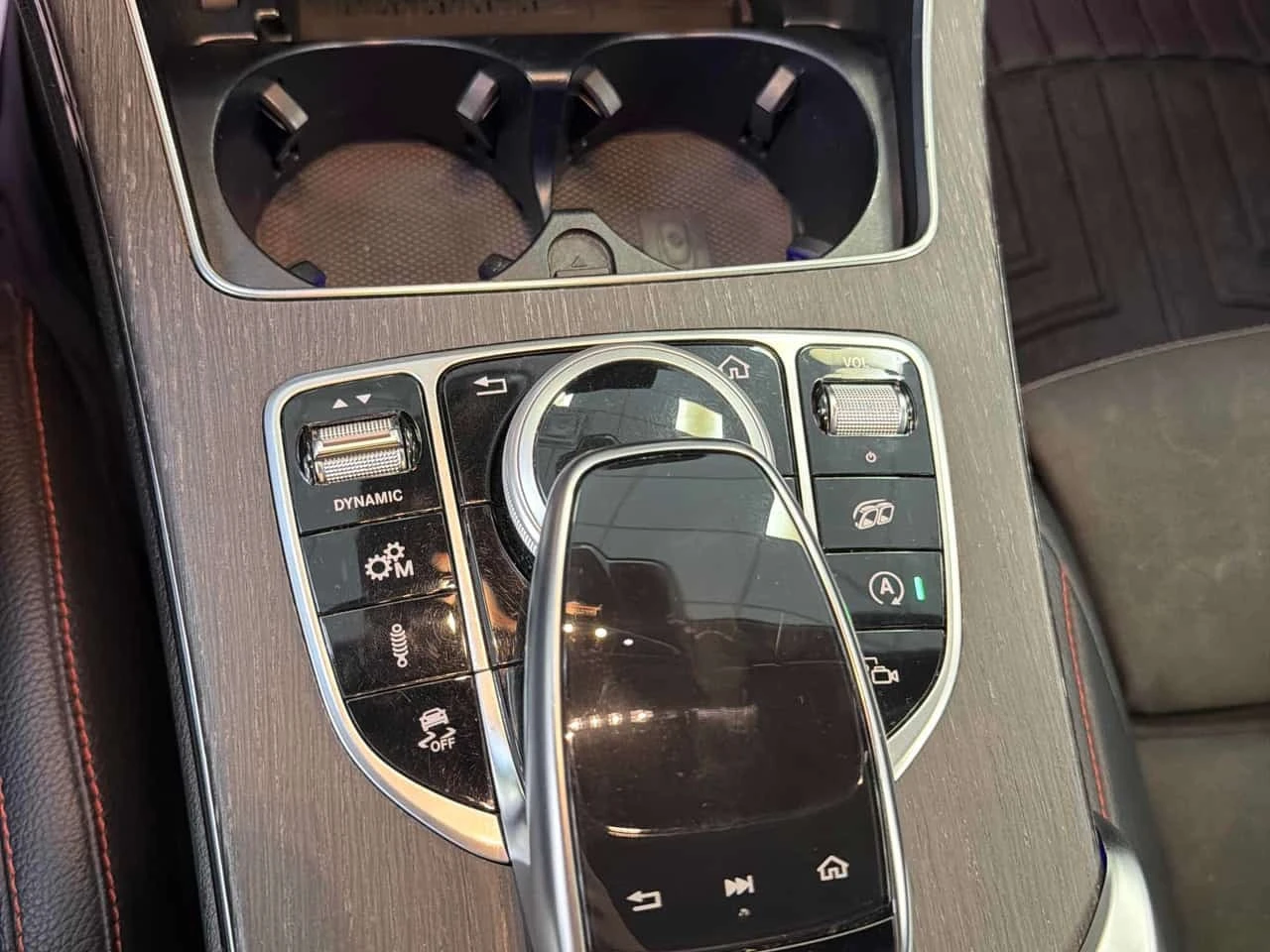 Mercedes-Benz C 43 AMG Coupe * CARFAX * ПОДГРЕВ * LANE ASSIST * , снимка 11 - Автомобили и джипове - 55778136