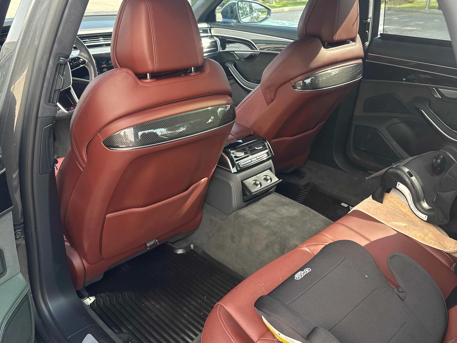 Audi S8 * L * АВТОКРЕДИТ БЕЗ ПЪРВОНАЧАЛНА ВНОСКА* , снимка 11 - Автомобили и джипове - 55848139