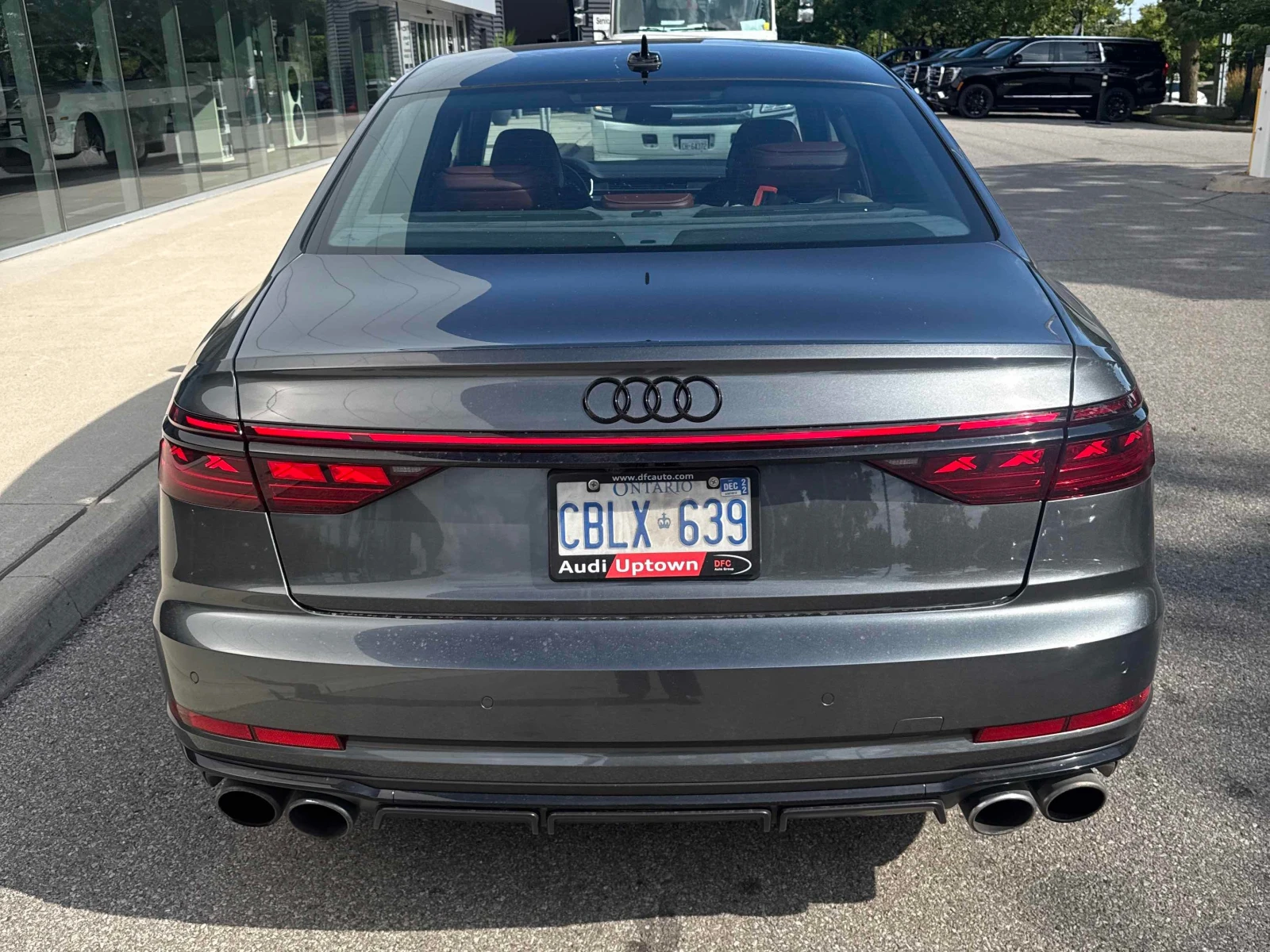 Audi S8 * L * АВТОКРЕДИТ БЕЗ ПЪРВОНАЧАЛНА ВНОСКА* , снимка 4 - Автомобили и джипове - 55848139