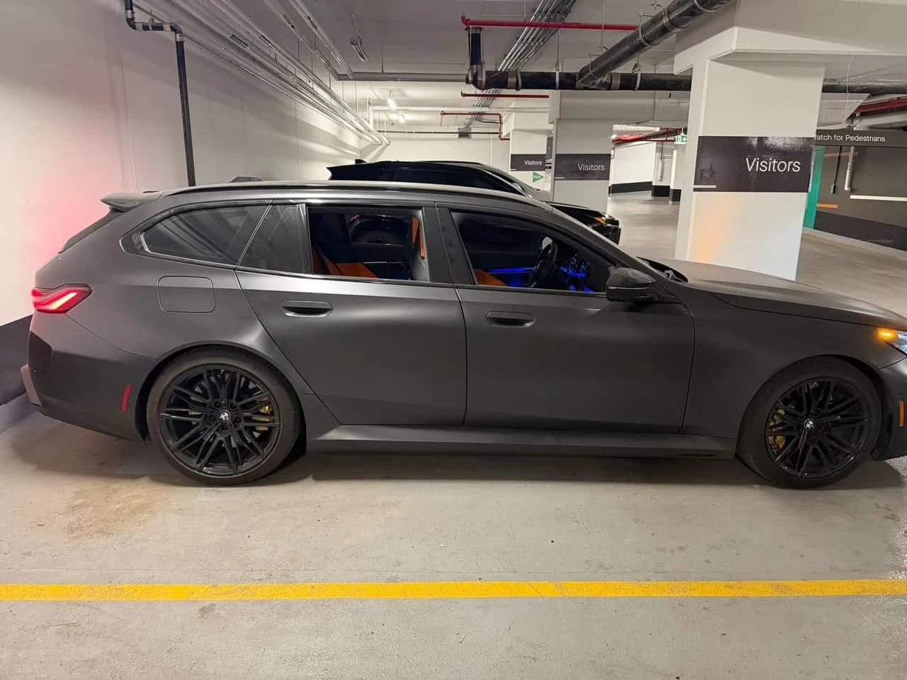 BMW M5 * Touring * CARFAX * KEYLESS * , снимка 4 - Автомобили и джипове - 56328264