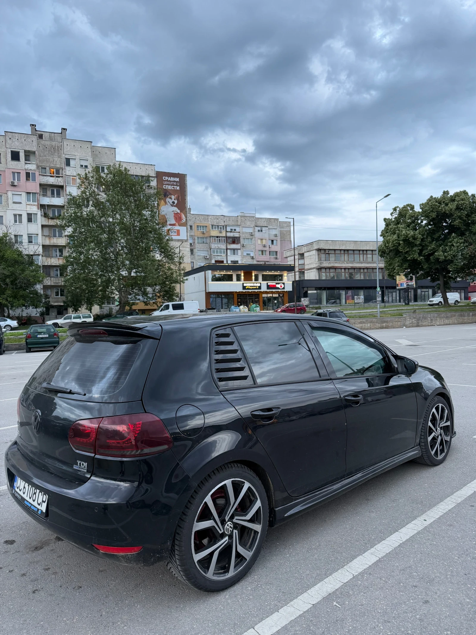 VW Golf, снимка 3 - Автомобили и джипове - 56476699