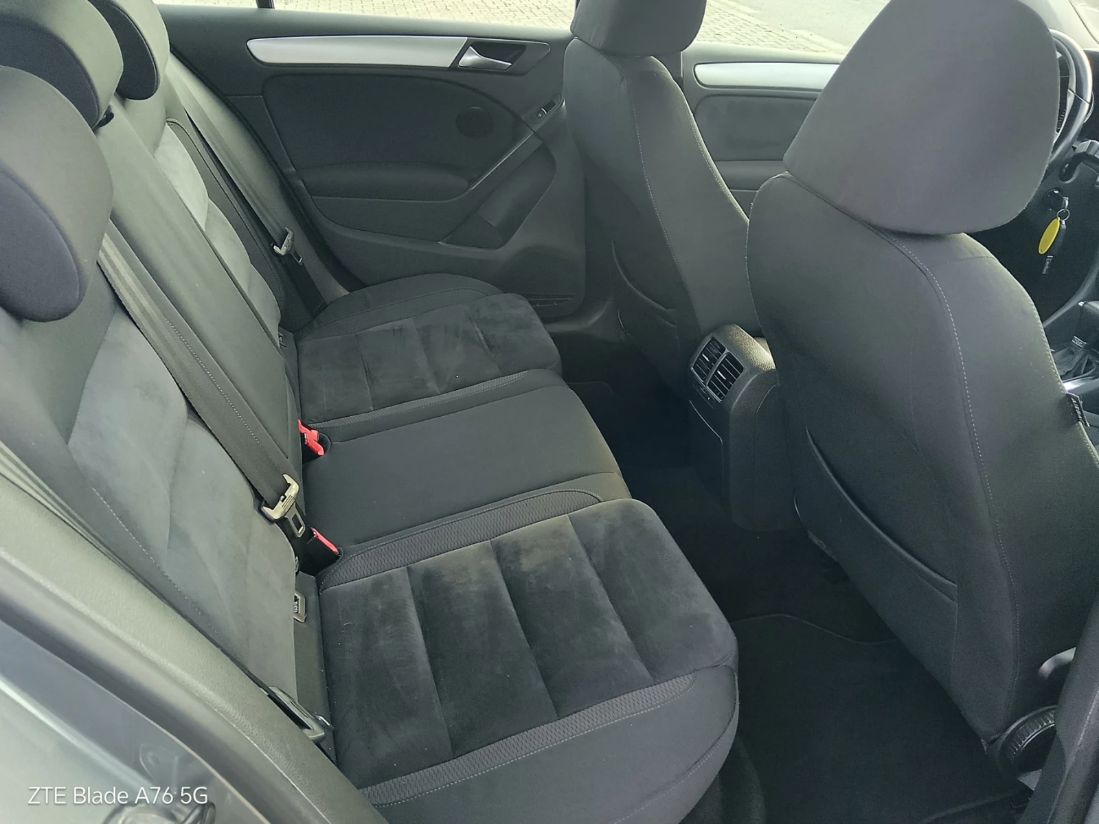 VW Golf 6 1.4i, снимка 11 - Автомобили и джипове - 56599995
