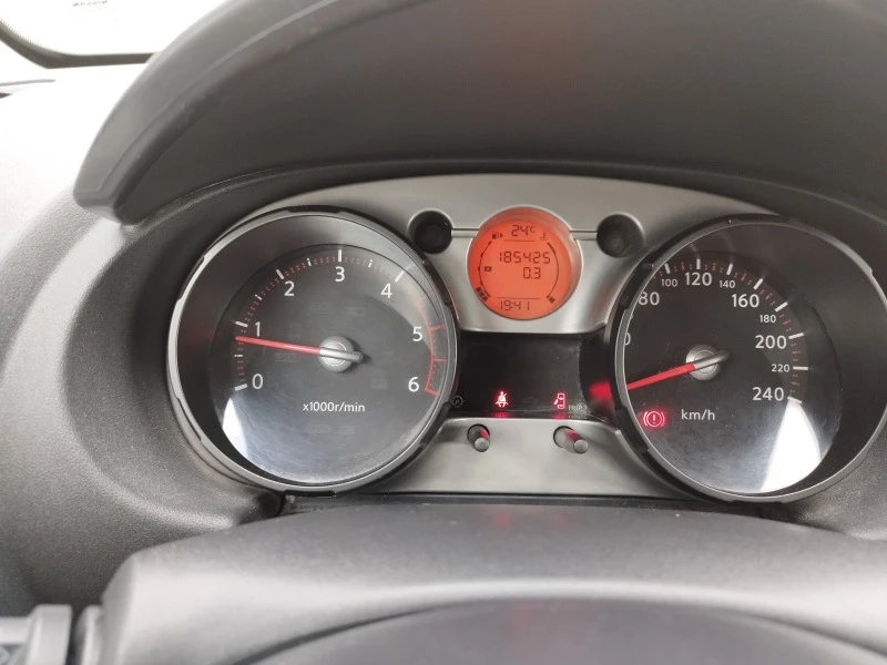 Nissan Qashqai 1.5 DCI, снимка 8 - Автомобили и джипове - 42329490