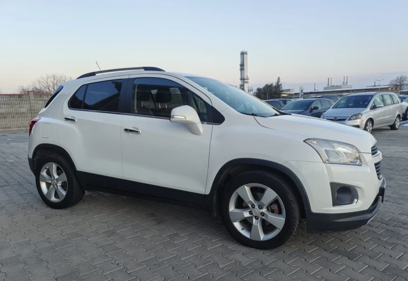 Chevrolet Trax 1.7CDTI, снимка 3 - Автомобили и джипове - 49198609