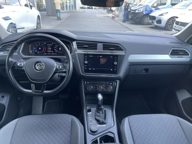 VW Tiguan 2.0 TDI 190 DSG, снимка 12 - Автомобили и джипове - 52654719