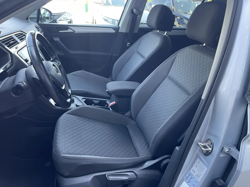 VW Tiguan 2.0 TDI 190 DSG, снимка 10 - Автомобили и джипове - 52654719