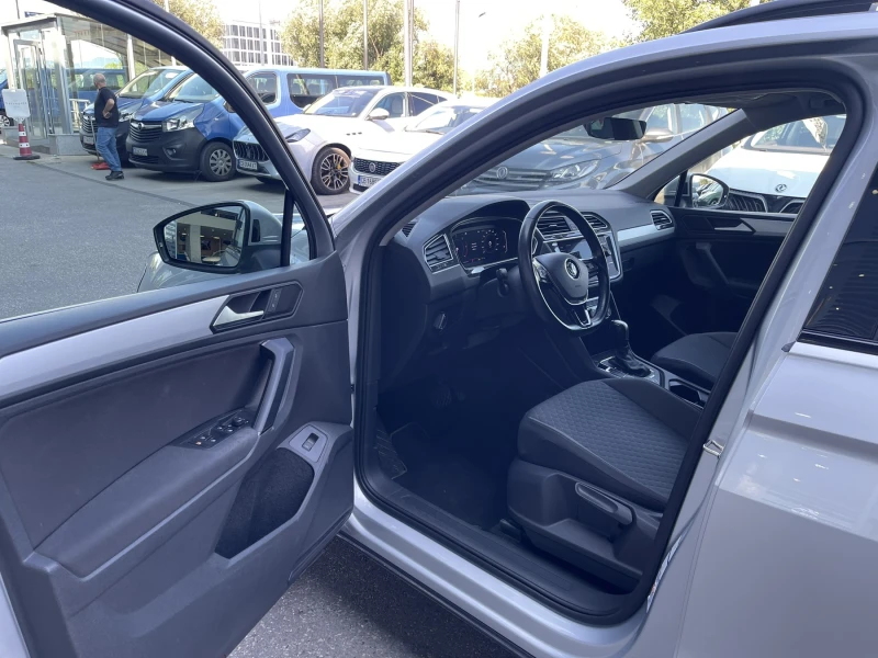 VW Tiguan 2.0 TDI 190 DSG, снимка 9 - Автомобили и джипове - 52654719