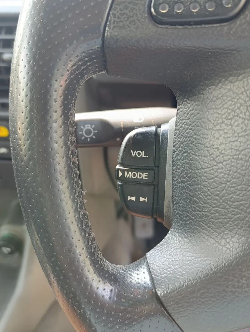 Land Rover Discovery 2.5 TDI, снимка 13 - Автомобили и джипове - 52927773