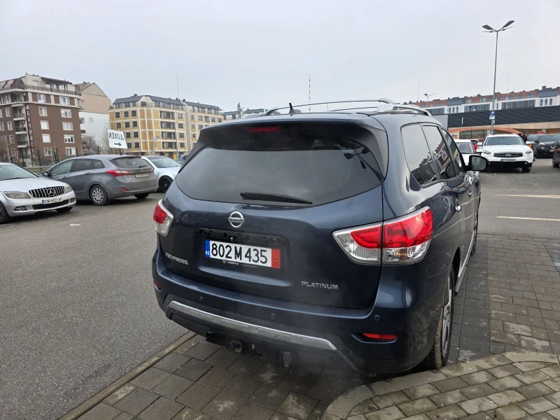 Nissan Pathfinder 3.5 V6 Platinum, снимка 8 - Автомобили и джипове - 53214243