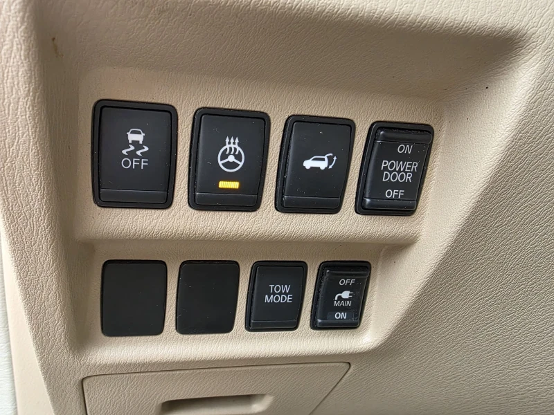 Nissan Pathfinder 3.5 V6 Platinum, снимка 17 - Автомобили и джипове - 53214243