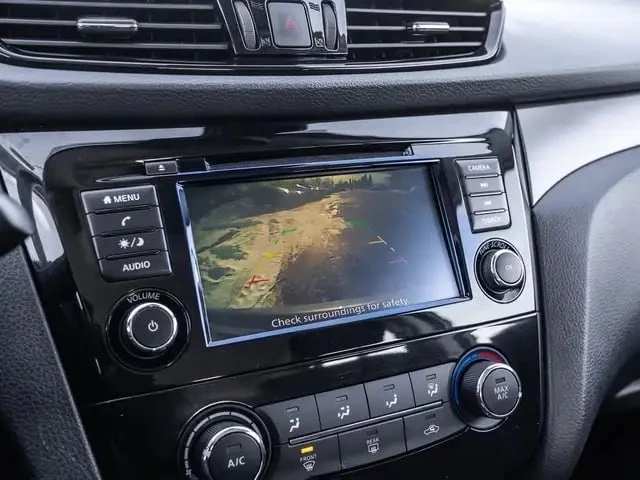 Nissan Qashqai / AWD / Automatic CVT (Xtronic) / ПОДГРЕВИ / , снимка 12 - Автомобили и джипове - 53338670