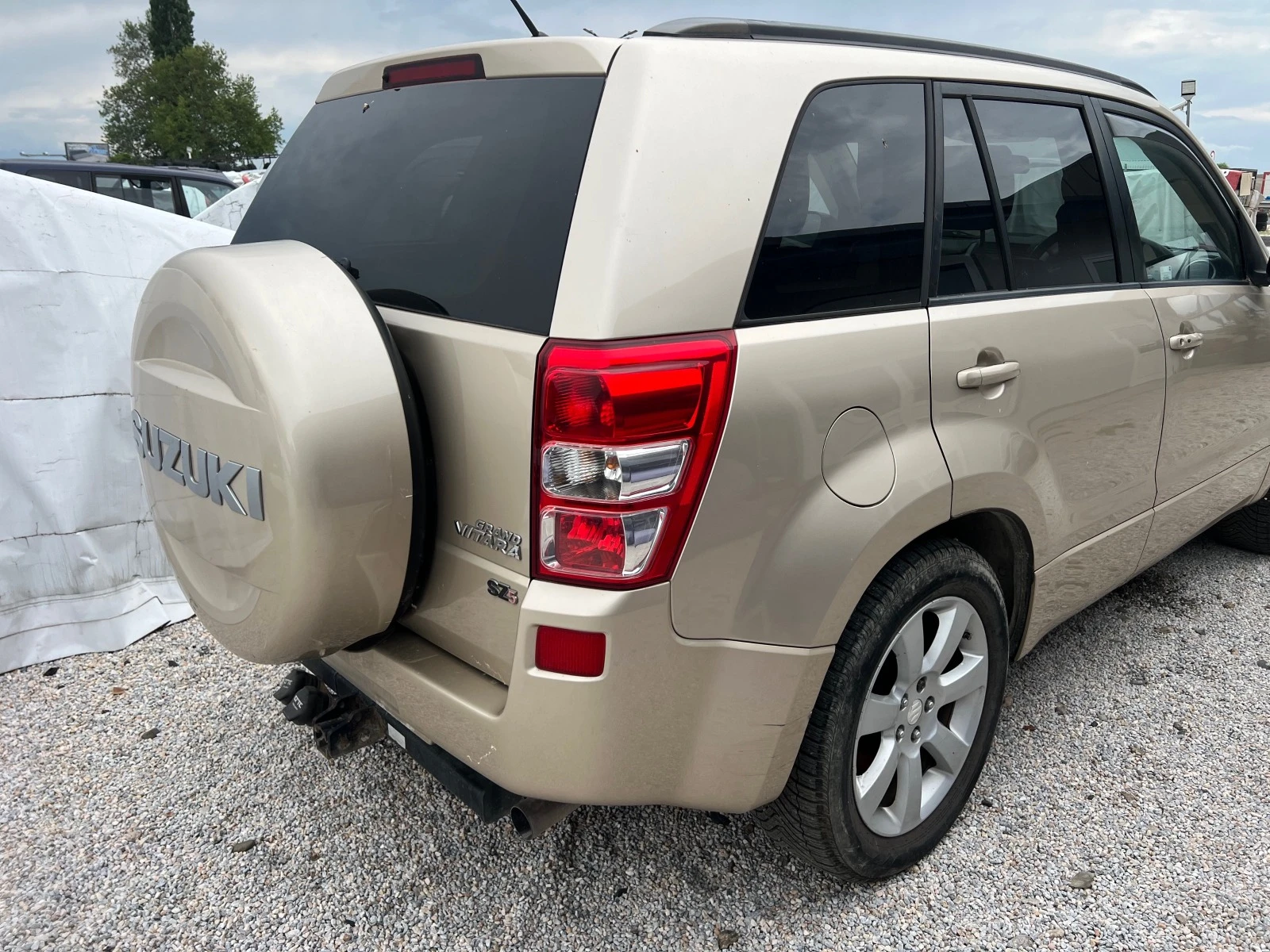 Suzuki Grand vitara 2.4 GAZ - изображение 2