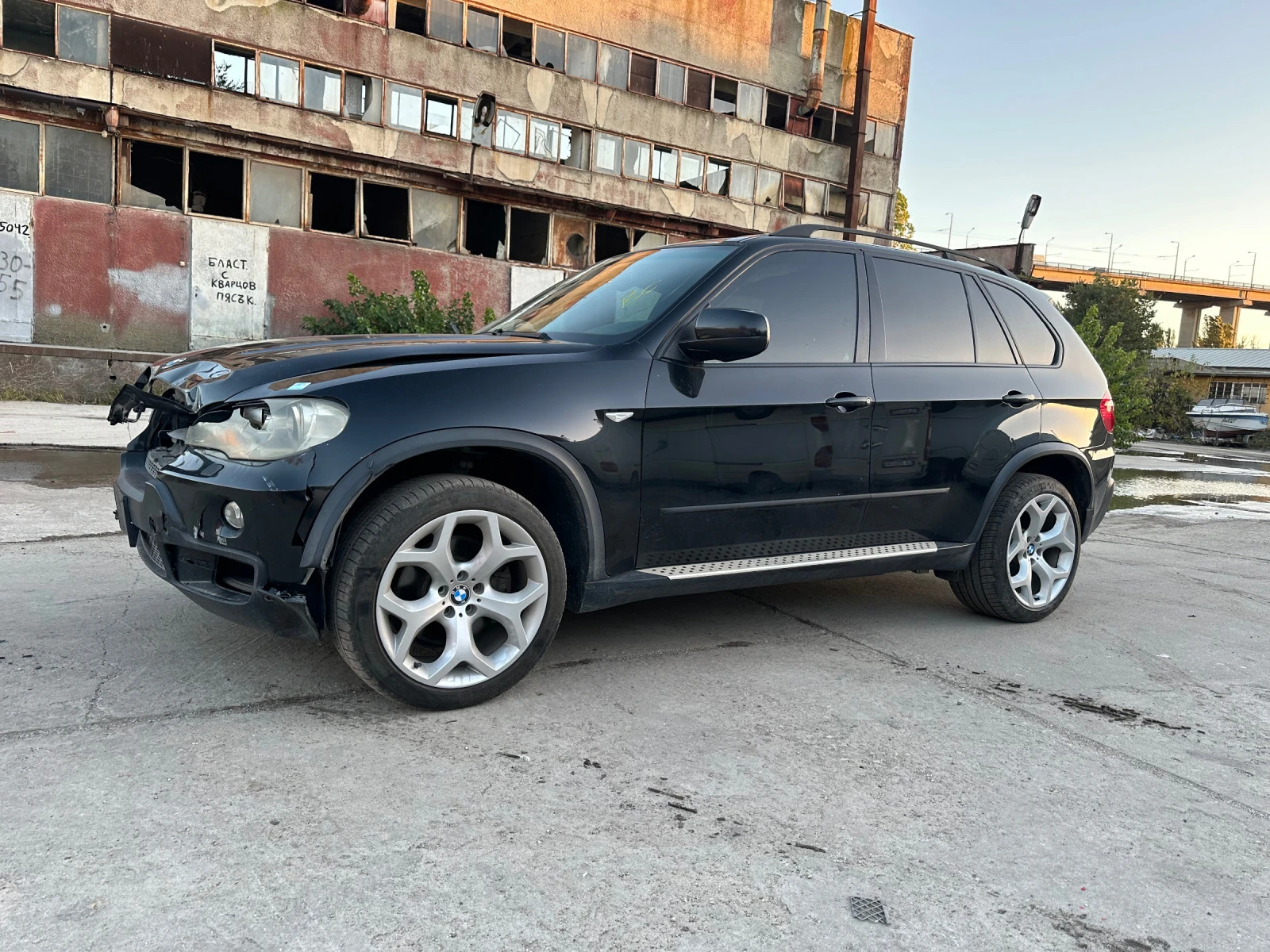 BMW X5 Е70 4.8 - изображение 2