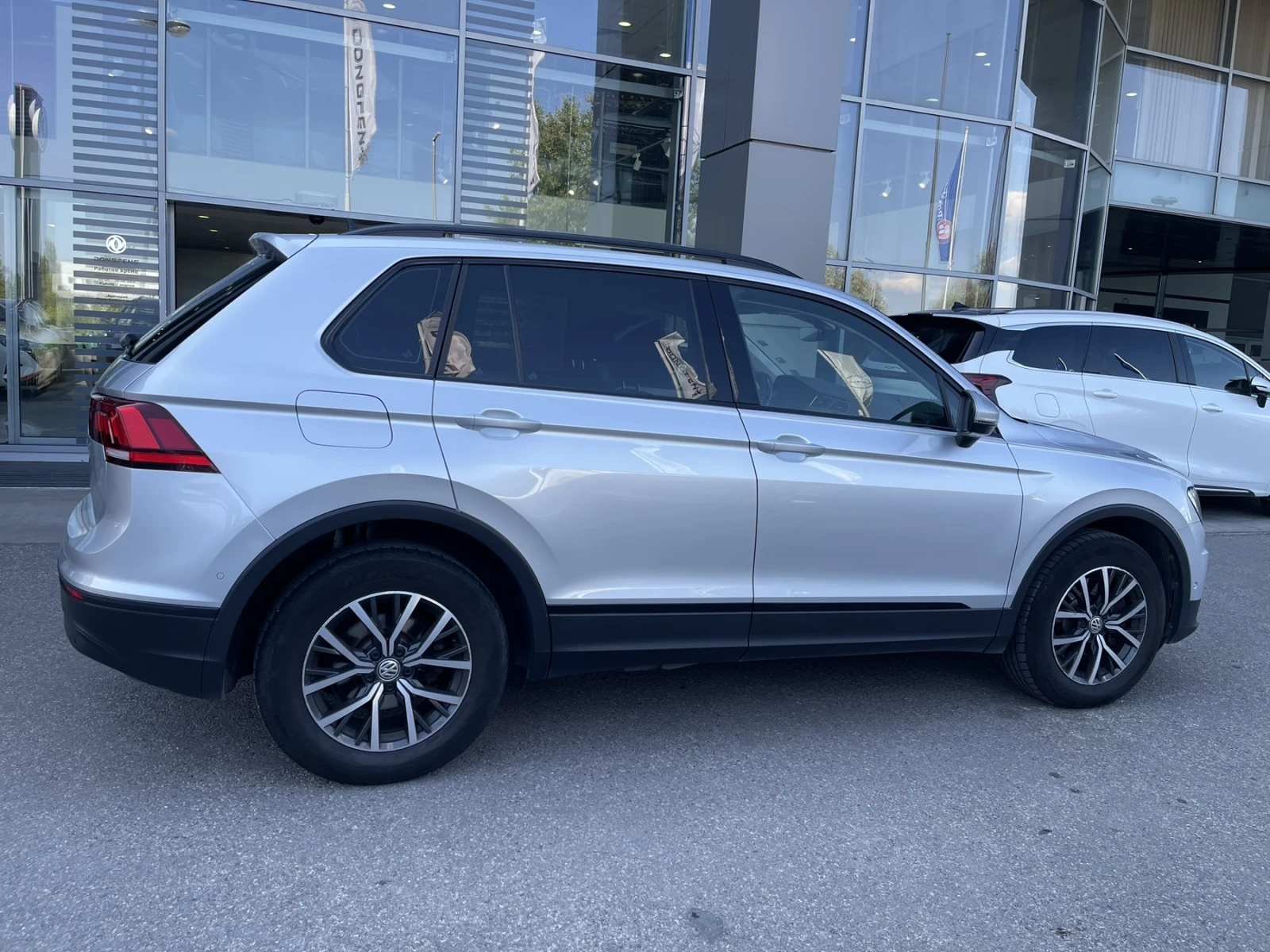 VW Tiguan 2.0 TDI 190 DSG - изображение 8