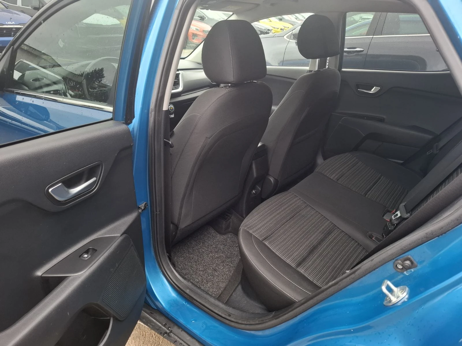 Kia Stonic 1.0 EX   | Mobile.bg   7