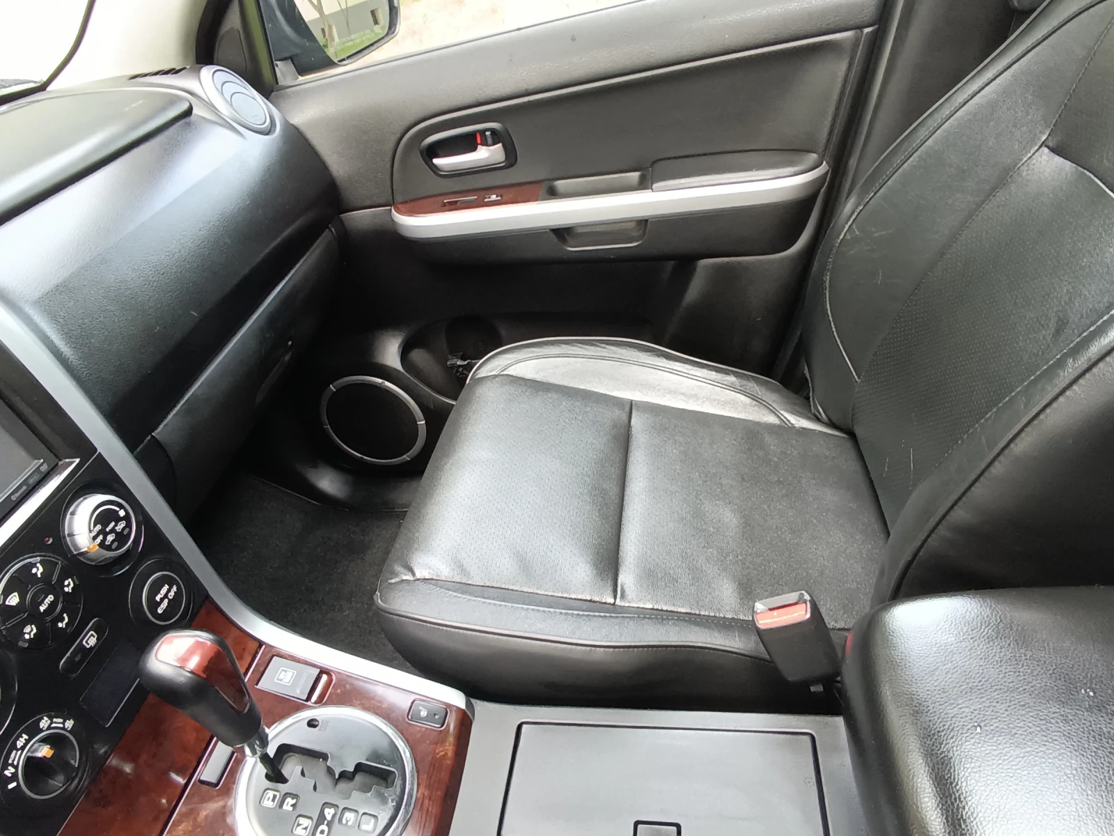 Suzuki Grand vitara, снимка 6 - Автомобили и джипове - 54514428