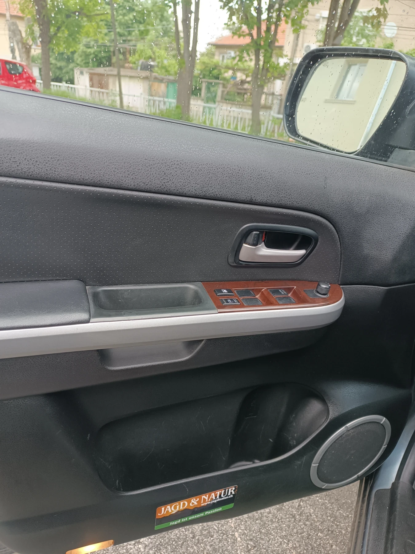 Suzuki Grand vitara, снимка 8 - Автомобили и джипове - 54514428