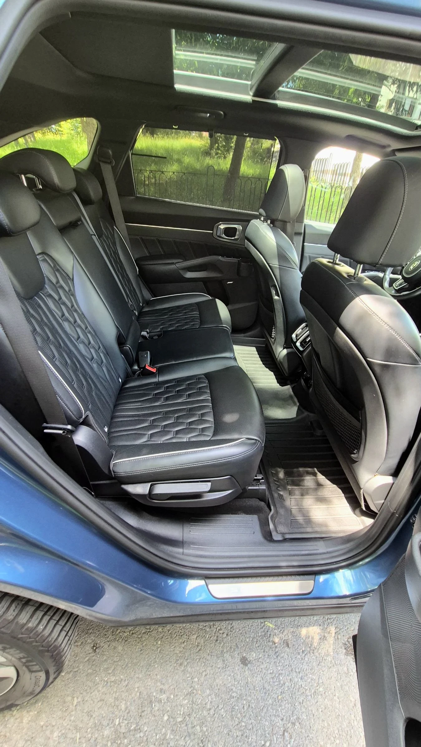 Kia Sorento PHEV TOP!!!, снимка 8 - Автомобили и джипове - 54809544