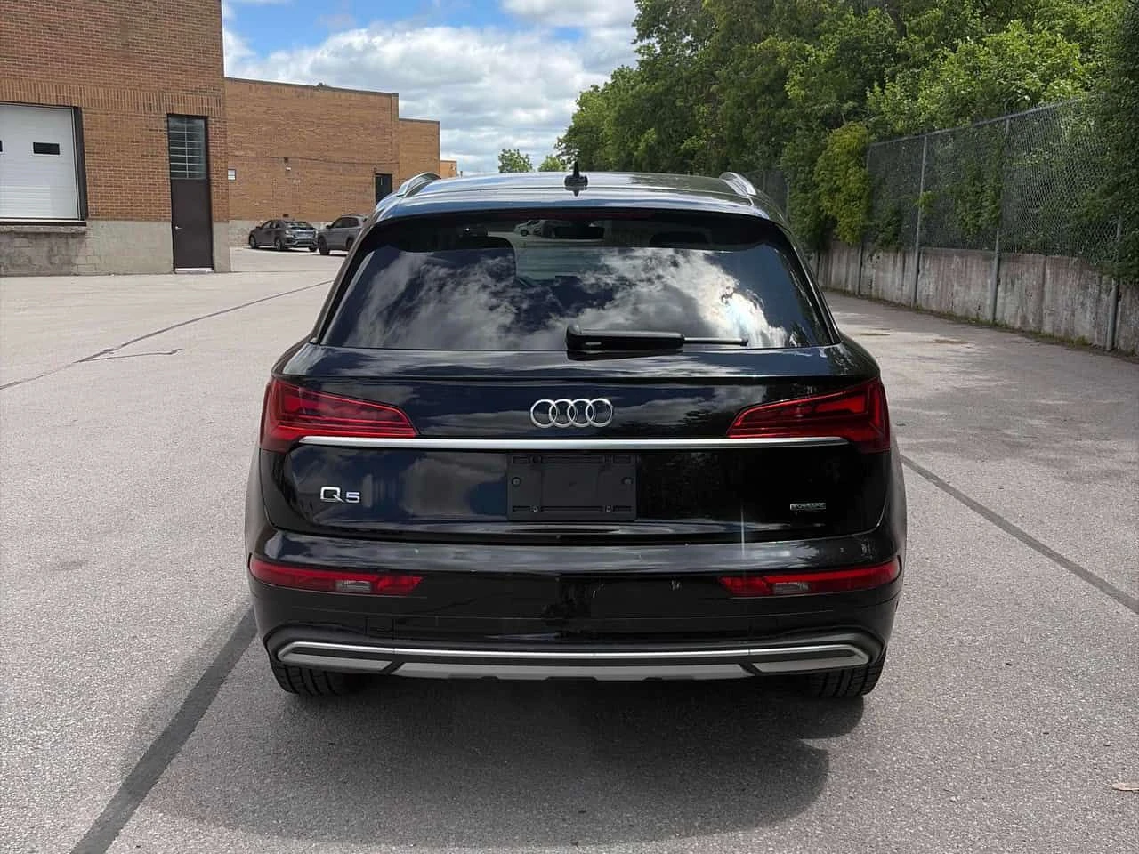 Audi Q5 | Komfort | АВТОКРЕДИТ БЕЗ ПЪРВОНАЧАЛНА ВНОСКА, снимка 4 - Автомобили и джипове - 54918116