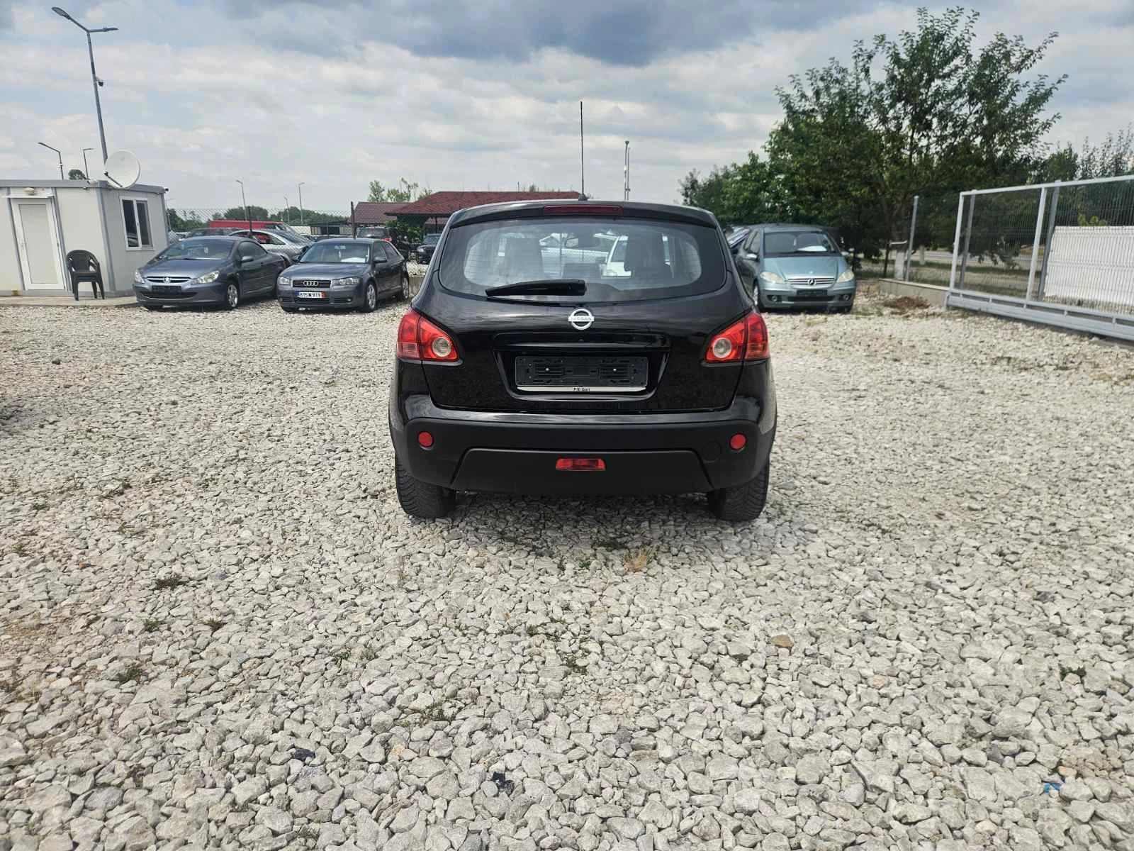 Nissan Qashqai, снимка 4 - Автомобили и джипове - 55121870