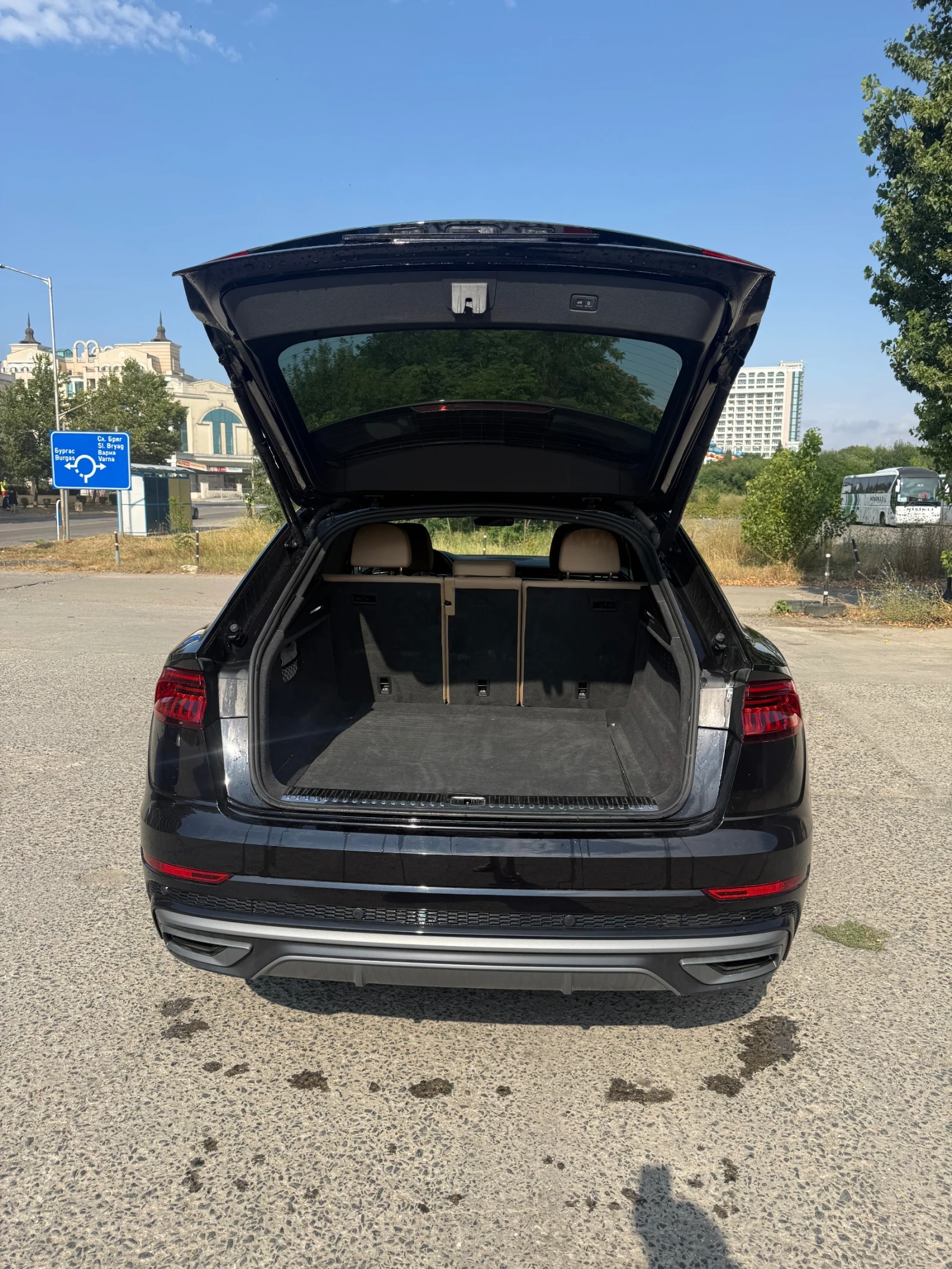 Audi Q8, снимка 4 - Автомобили и джипове - 55373348