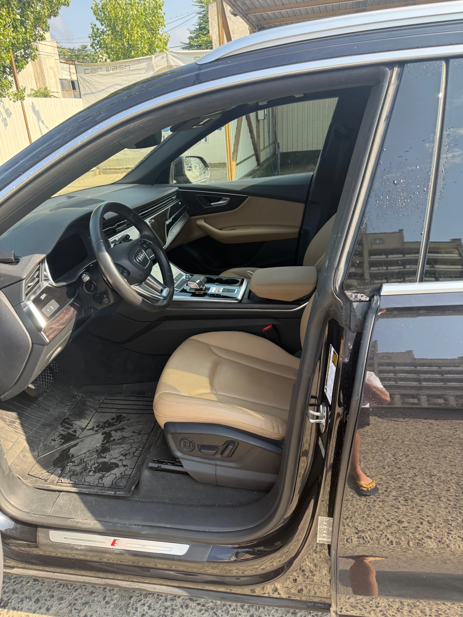 Audi Q8, снимка 8 - Автомобили и джипове - 55373348