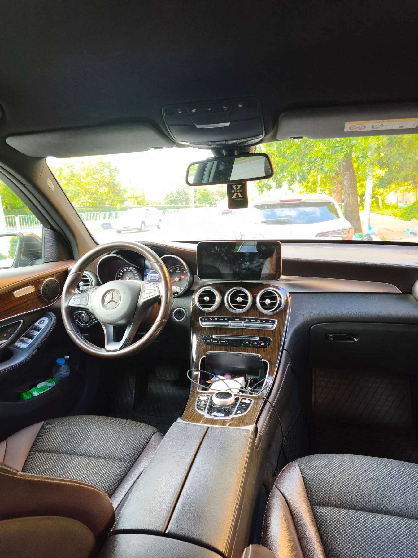 Mercedes-Benz GLC 250, снимка 3 - Автомобили и джипове - 55619426