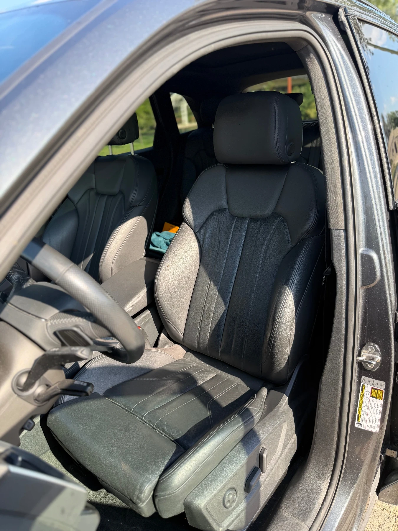 Audi Q5 Black optic  S-line  / 360 / дистроник , снимка 11 - Автомобили и джипове - 55682456