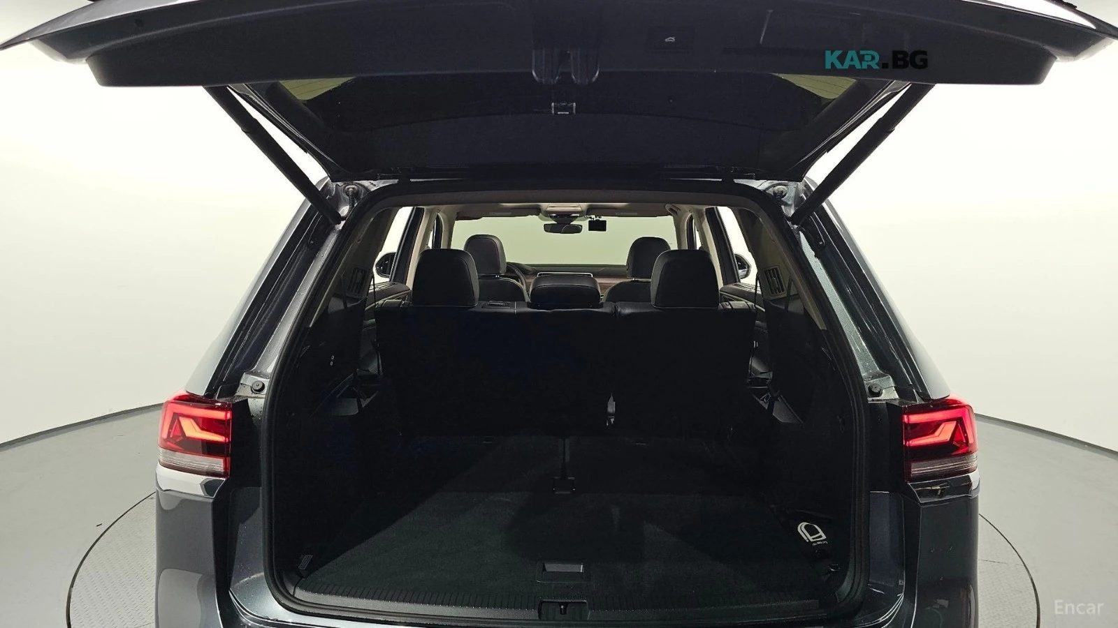 VW Atlas 2.0 TSI R-Line* 7МЕСТА* HUD* 360* МАСАЖИ, снимка 17 - Автомобили и джипове - 55862506