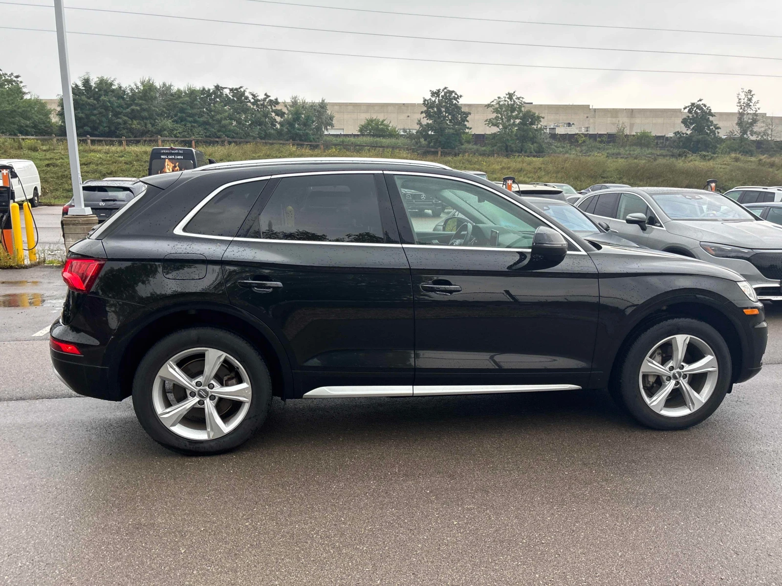Audi Q5 Progressiv/CARFAX/ПОДГРЕВ/ОБДУХ/ПАНОРАМА/КЛИП, снимка 3 - Автомобили и джипове - 55932411