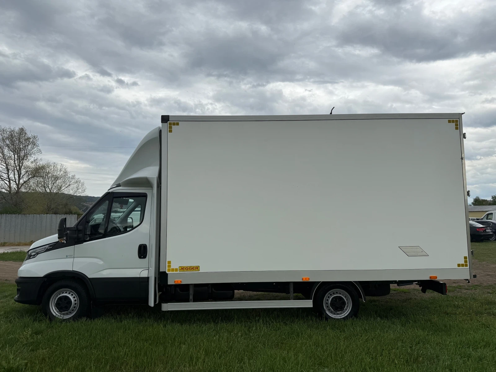 Iveco Daily 35S180 HiMatic LED  - изображение 4