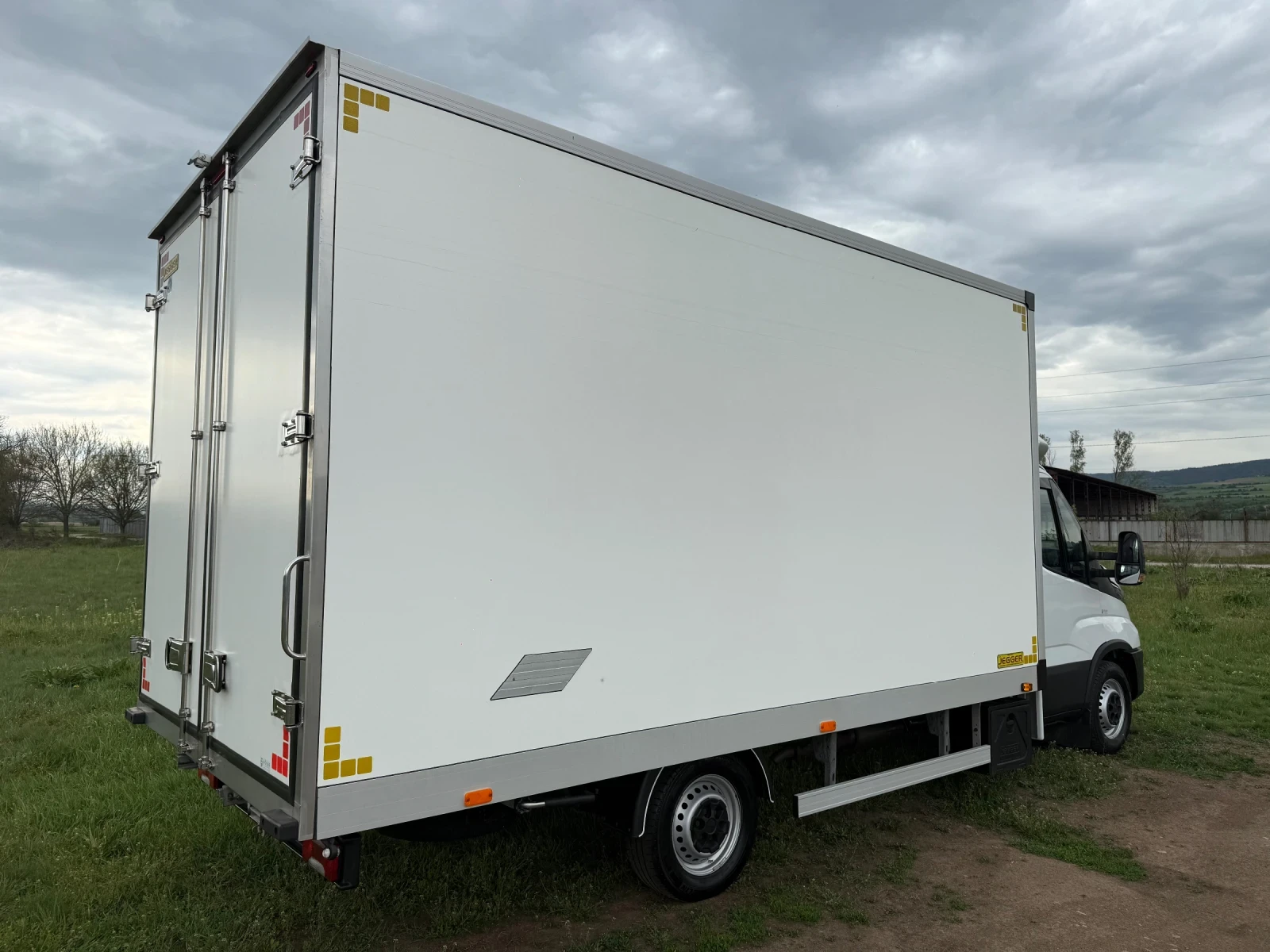 Iveco Daily 35S180 HiMatic LED  - изображение 6
