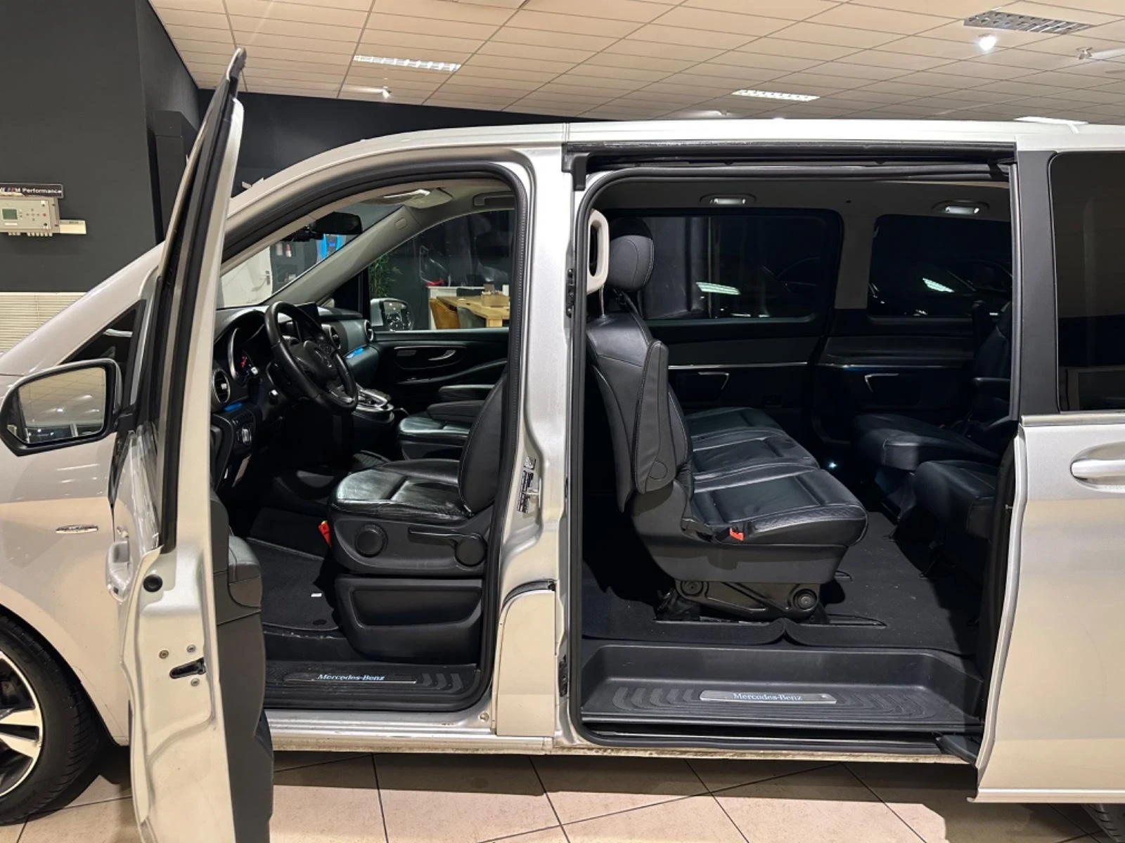 Mercedes-Benz V ��� ���������?!!! | Mobile.bg � ����������� 14