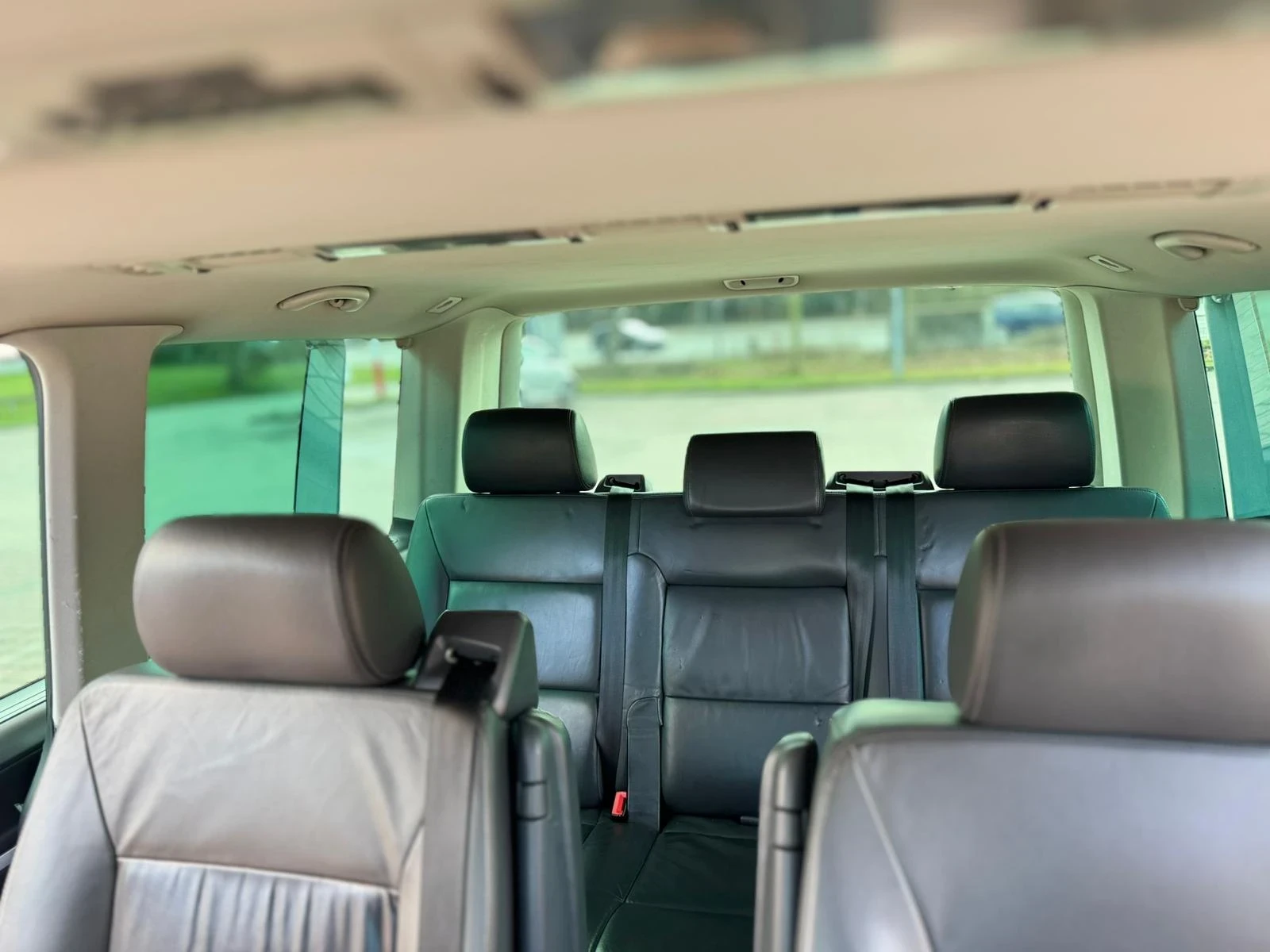 VW Multivan, снимка 11 - Бусове и автобуси - 56086820