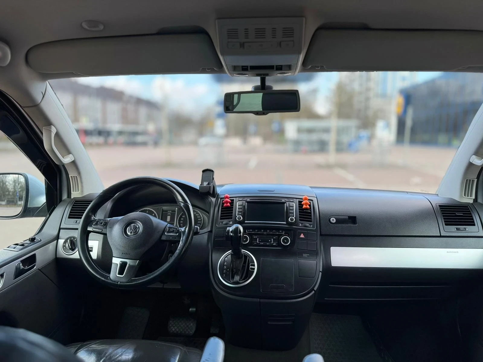 VW Multivan, снимка 6 - Бусове и автобуси - 56086820