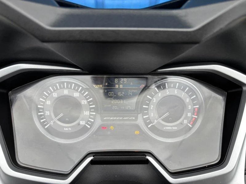 Honda Forza 300i ABS TC 2020, снимка 8 - Мотоциклети и мототехника - 52069110