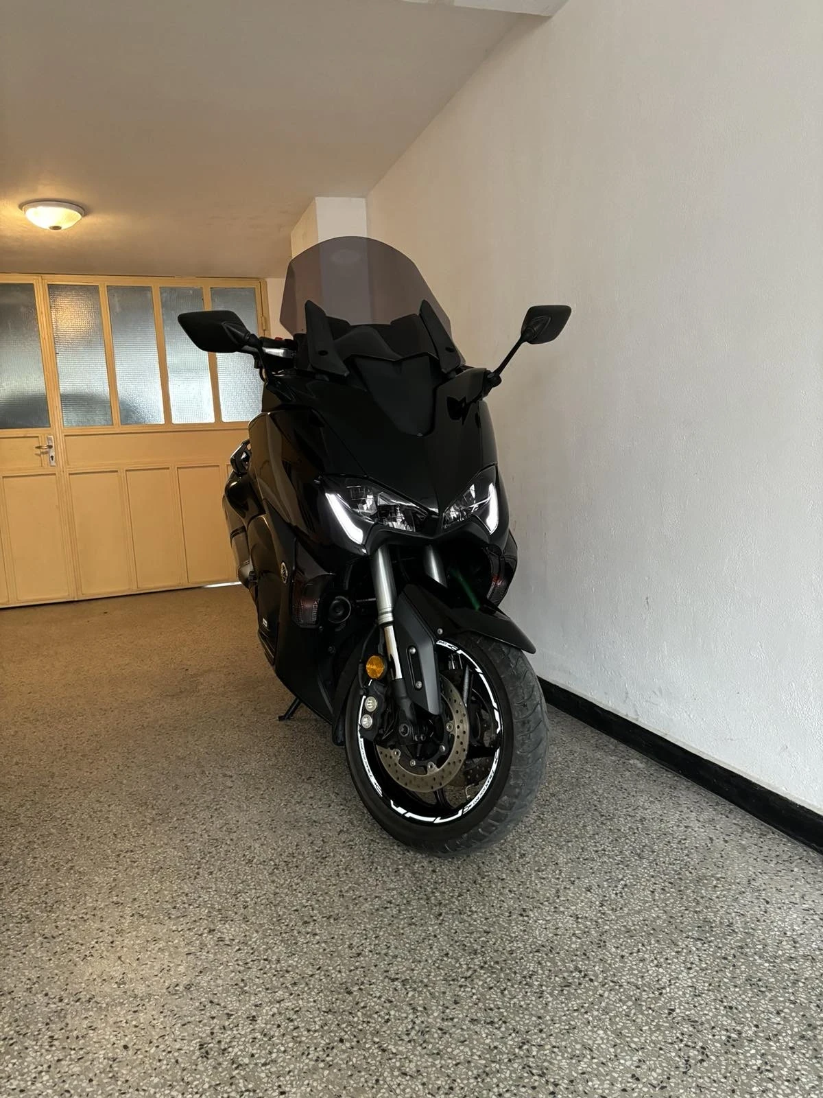 Yamaha T-max 530 - изображение 2