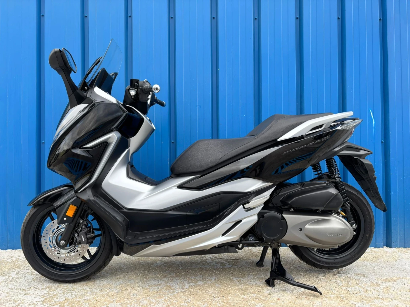 Honda Forza 300i ABS TC 2020 - изображение 6