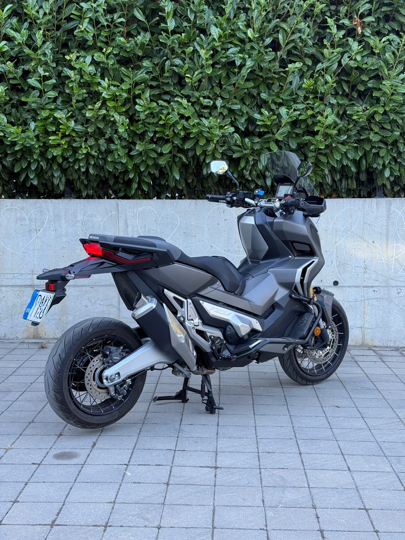 Honda X-ADV * 750* ABS* LED* Обслужен - изображение 4