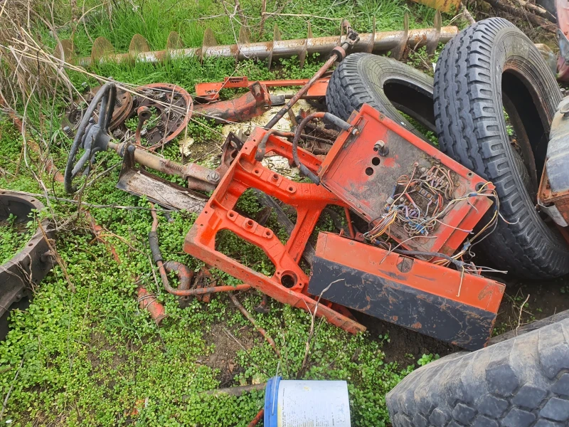 Трактор ЮМЗ 6КМ, снимка 6 - Селскостопанска техника - 53117075