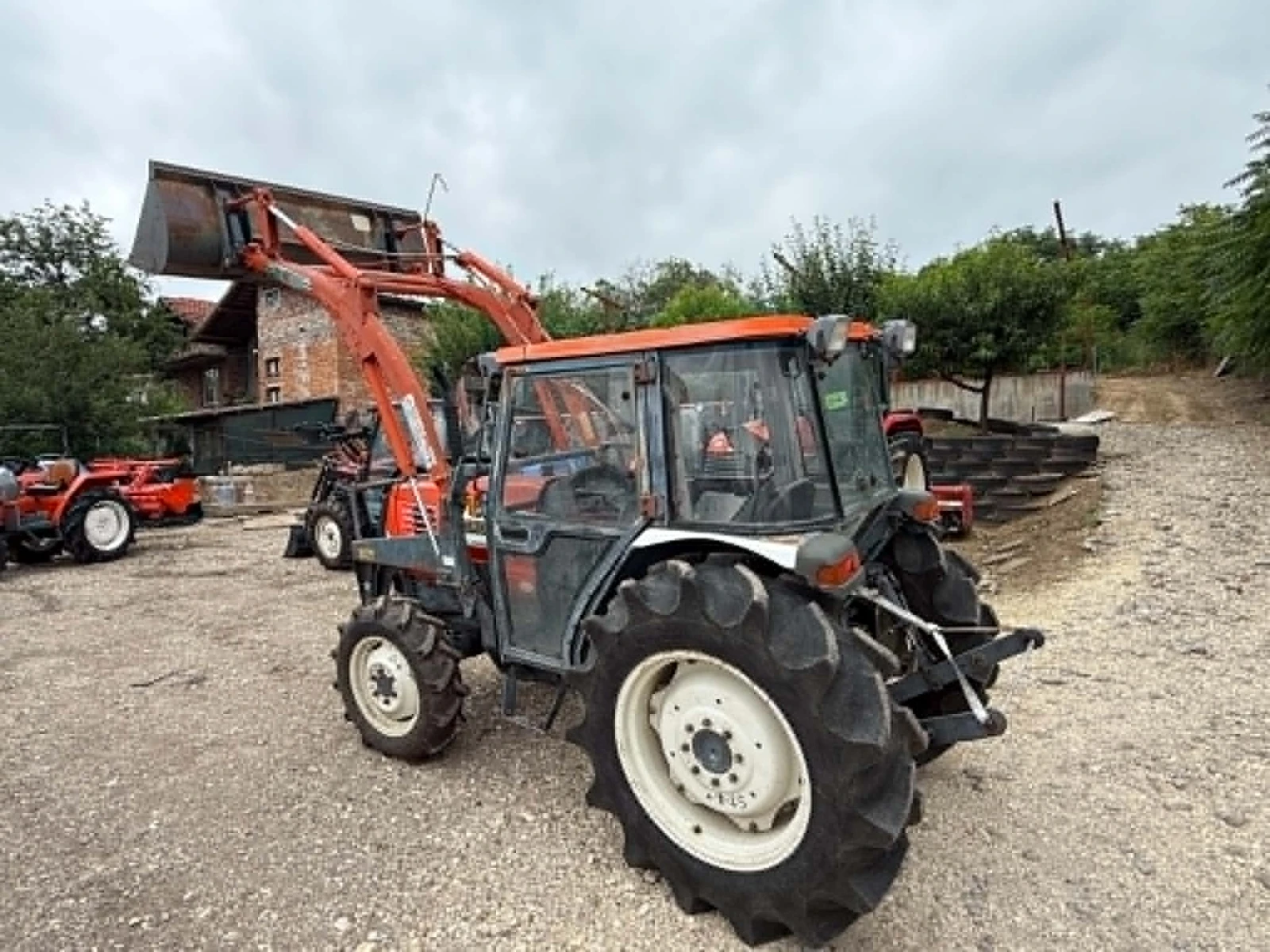Трактор Hinomoto NX430, снимка 3 - Селскостопанска техника - 55826084