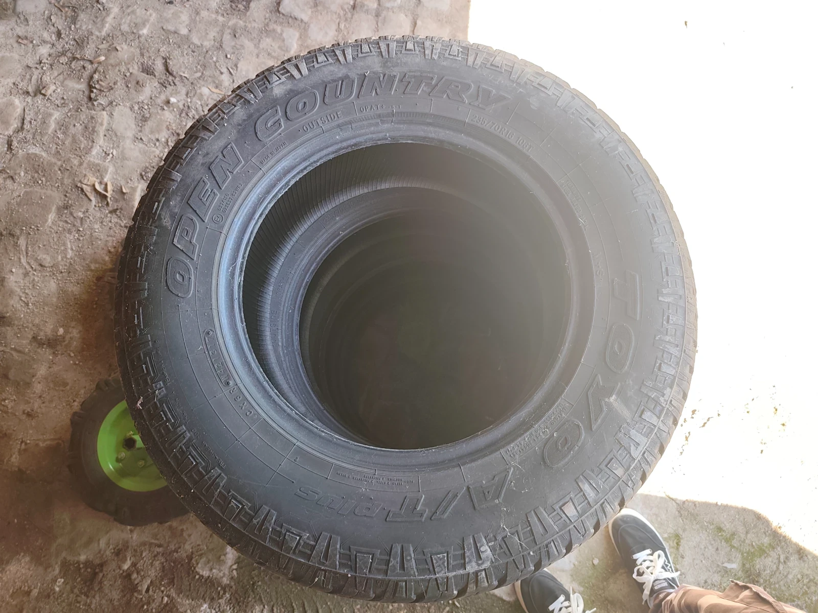 Гуми Зимни 235/70R16