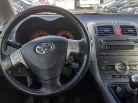 Toyota Auris 1.6 като нова , снимка 9