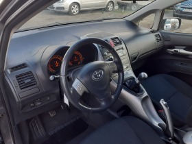 Toyota Auris 1.6 като нова , снимка 8