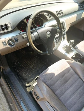 Обява за продажба на VW Passat 2.0 TDI ~8 160 лв. - изображение 1